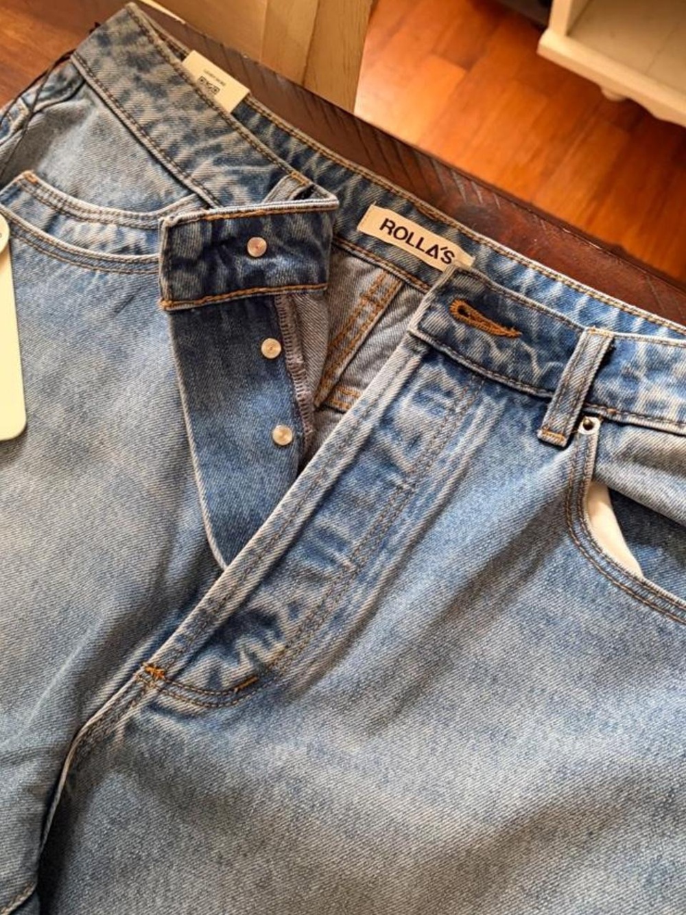 Rolla's NWT Women’s Light Blue Denim Jeans